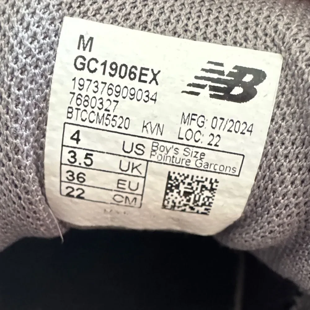 New Balance 1906R Sneakers